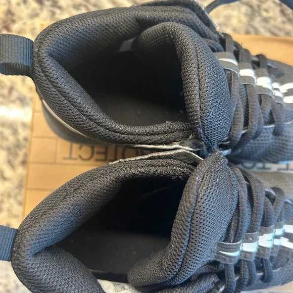 Nike Black Football or Lacrosse Shoes - Picture 7 of 8